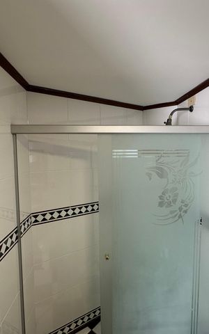 Casa de condomínio para alugar com 400m², 4 quartos e 4 vagasBanheiro 2