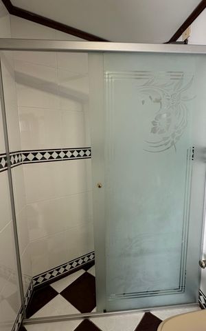 Casa de condomínio para alugar com 400m², 4 quartos e 4 vagasBanheiro 2