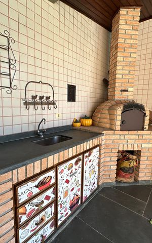 Casa de condomínio para alugar com 400m², 4 quartos e 4 vagasChurrasqueira