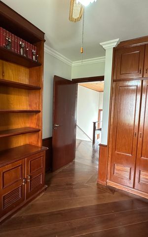 Casa de condomínio para alugar com 400m², 4 quartos e 4 vagasSuíte 3
