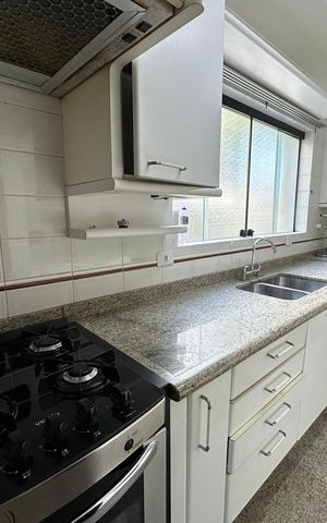 Casa de condomínio para alugar com 400m², 4 quartos e 4 vagasCozinha