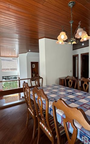 Casa de condomínio para alugar com 400m², 4 quartos e 4 vagasSala de Jantar