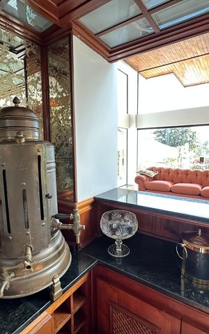 Casa de condomínio para alugar com 400m², 4 quartos e 4 vagasBar