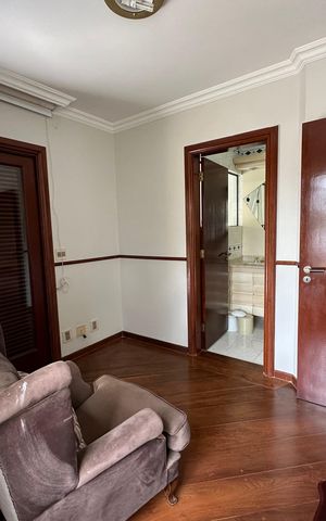 Casa de condomínio para alugar com 400m², 4 quartos e 4 vagasSuíte 4