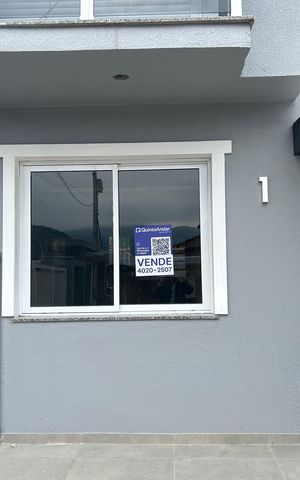 Casa à venda com 67m², 2 quartos e 1 vaga Casa à venda com 67m², 2 quartos e 1 vagaPlaca