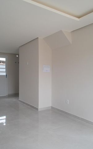 Casa à venda com 67m², 2 quartos e 1 vagaSala