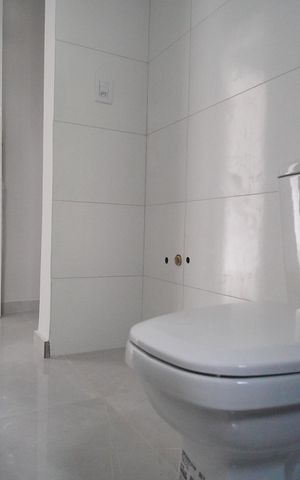 Casa à venda com 67m², 2 quartos e 1 vagaBanheiro