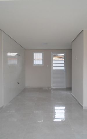 Casa à venda com 67m², 2 quartos e 1 vagaSala