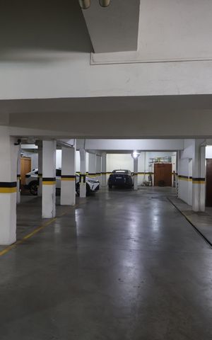 Apartamento para alugar com 181m², 3 quartos e 1 vagaGaragem