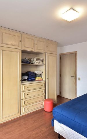 Casa à venda com 316m², 5 quartos e 4 vagasSuíte 1