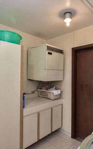 Casa à venda com 316m², 5 quartos e 4 vagasÁrea de Serviço