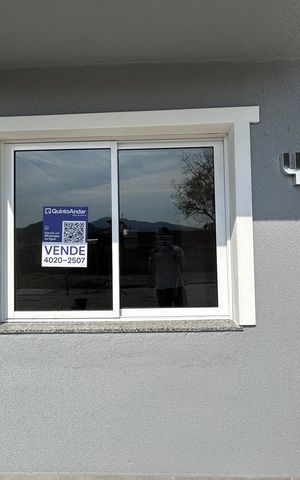 Casa à venda com 67m², 2 quartos e 1 vaga Casa à venda com 67m², 2 quartos e 1 vagaPlaca