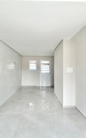 Casa à venda com 67m², 2 quartos e 1 vaga Casa à venda com 67m², 2 quartos e 1 vagaSala