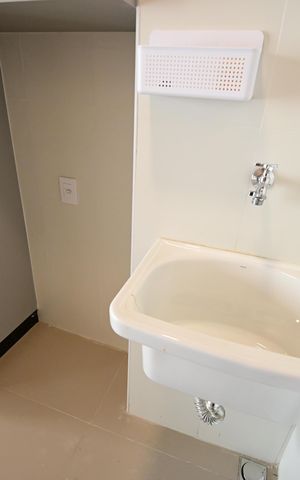 Apartamento à venda com 58m², 2 quartos e 1 vaga Apartamento à venda com 58m², 2 quartos e 1 vagaÁrea de serviço