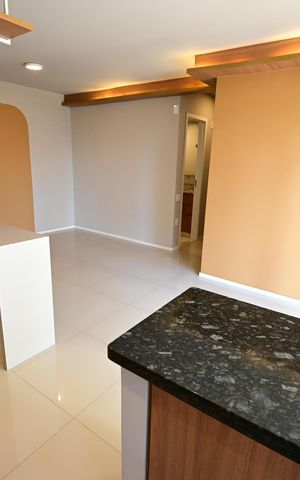 Apartamento à venda com 58m², 2 quartos e 1 vaga Apartamento à venda com 58m², 2 quartos e 1 vagaCozinha