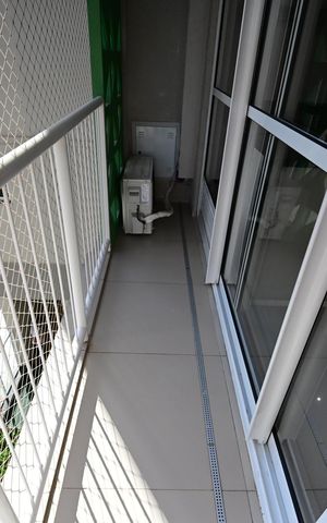 Apartamento à venda com 58m², 2 quartos e 1 vaga Apartamento à venda com 58m², 2 quartos e 1 vagaVaranda