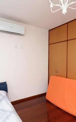 Casa à venda com 356m², 5 quartos e 3 vagasSuíte 4