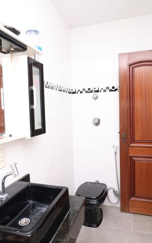 Casa à venda com 356m², 5 quartos e 3 vagasBanheiro da Suíte 3