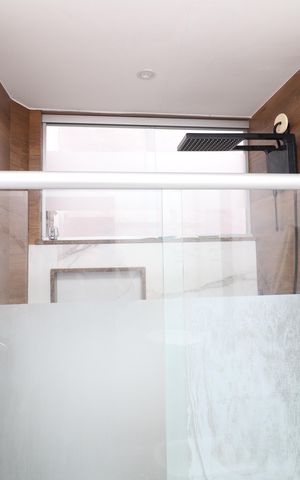 Casa à venda com 356m², 5 quartos e 3 vagasBanheiro Social