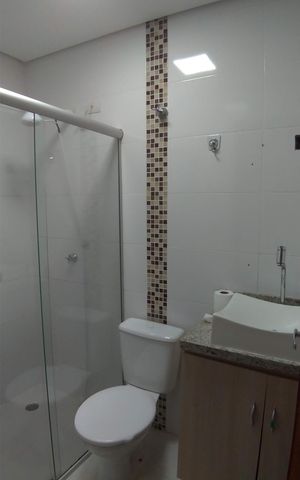 Apartamento à venda com 50m², 2 quartos e 2 vagas Apartamento à venda com 50m², 2 quartos e 2 vagasBanheiro