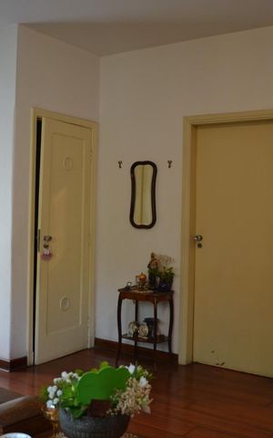 Casa à venda com 140m², 3 quartos e 3 vagasSala