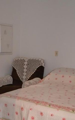 Casa à venda com 140m², 3 quartos e 3 vagasSuíte