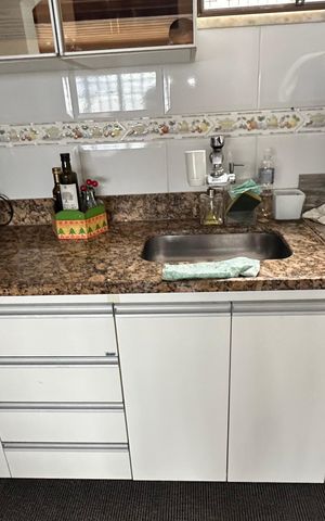 Apartamento à venda com 300m², 4 quartos e 2 vagas Apartamento à venda com 300m², 4 quartos e 2 vagasCobertura