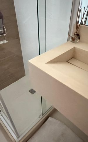 Apartamento à venda com 300m², 4 quartos e 2 vagas Apartamento à venda com 300m², 4 quartos e 2 vagasBanheiro cobertura