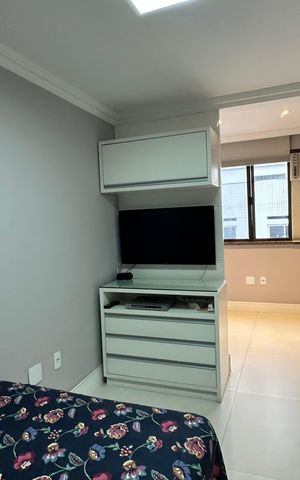 Apartamento à venda com 300m², 4 quartos e 2 vagas Apartamento à venda com 300m², 4 quartos e 2 vagasQuarto 3