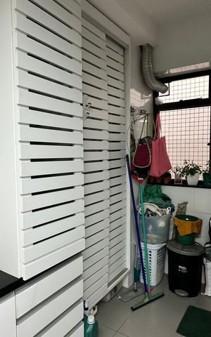 Apartamento à venda com 300m², 4 quartos e 2 vagas Apartamento à venda com 300m², 4 quartos e 2 vagasÁrea de Serviço