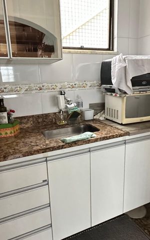 Apartamento à venda com 300m², 4 quartos e 2 vagas Apartamento à venda com 300m², 4 quartos e 2 vagasCobertura