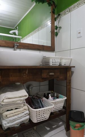 Casa à venda com 130m², 4 quartos e 2 vagasBanheiro 2