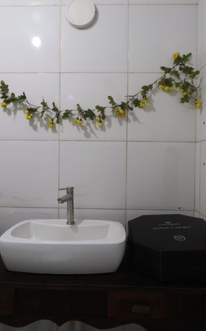 Casa à venda com 130m², 4 quartos e 2 vagasBanheiro 1