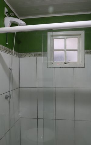 Casa à venda com 130m², 4 quartos e 2 vagasBanheiro 2
