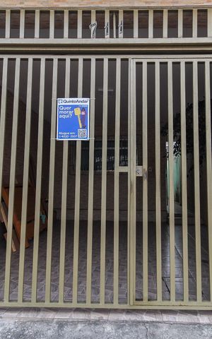 Casa para alugar com 110m², 3 quartos e 2 vagas Casa para alugar com 110m², 3 quartos e 2 vagasFachada