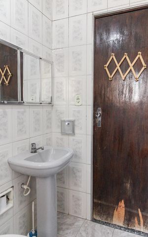 Casa para alugar com 110m², 3 quartos e 2 vagas Casa para alugar com 110m², 3 quartos e 2 vagasBanheiro