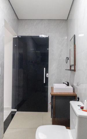 Casa para alugar com 110m², 3 quartos e 2 vagas Casa para alugar com 110m², 3 quartos e 2 vagasBanheiro Edícula
