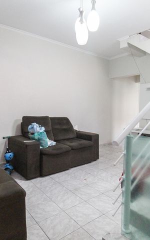 Casa para alugar com 110m², 3 quartos e 2 vagas Casa para alugar com 110m², 3 quartos e 2 vagasSala