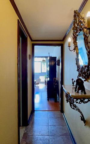 Apartamento para alugar com 100m², 2 quartos e sem vaga Apartamento para alugar com 100m², 2 quartos e sem vagaCorredor Entrada