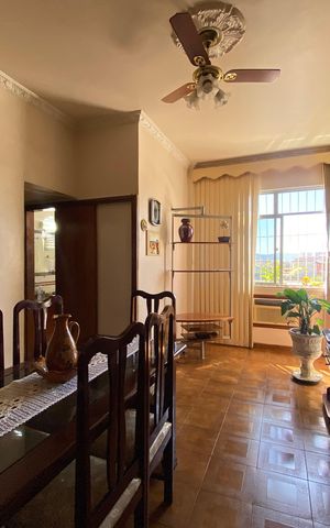 Apartamento para alugar com 90m², 3 quartos e sem vaga Apartamento para alugar com 90m², 3 quartos e sem vagaSala