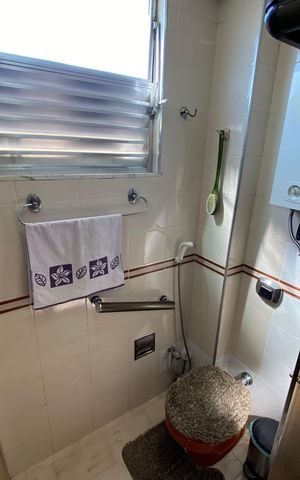 Apartamento para alugar com 90m², 3 quartos e sem vaga Apartamento para alugar com 90m², 3 quartos e sem vagaBanheiro