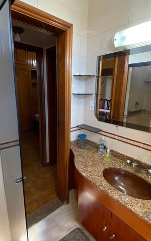 Apartamento para alugar com 90m², 3 quartos e sem vaga Apartamento para alugar com 90m², 3 quartos e sem vagaBanheiro