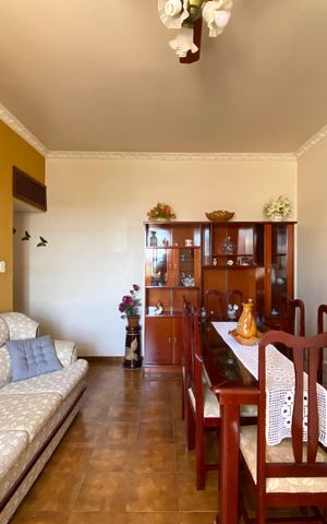 Apartamento para alugar com 90m², 3 quartos e sem vaga Apartamento para alugar com 90m², 3 quartos e sem vagaSala