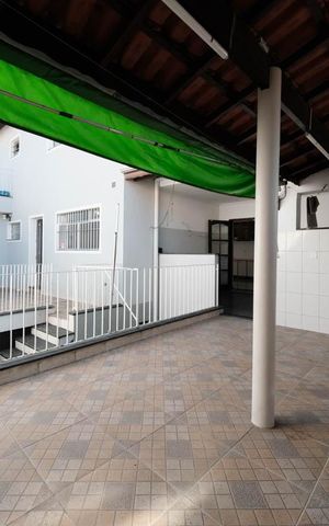 Casa para alugar com 271m², 6 quartos e 5 vagasÁrea de Serviço