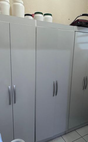 Casa à venda com 360m², 3 quartos e 3 vagas Casa à venda com 360m², 3 quartos e 3 vagasCozinha