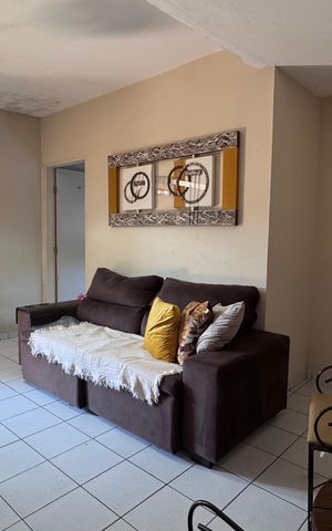 Casa à venda com 360m², 3 quartos e 3 vagas Casa à venda com 360m², 3 quartos e 3 vagasSala