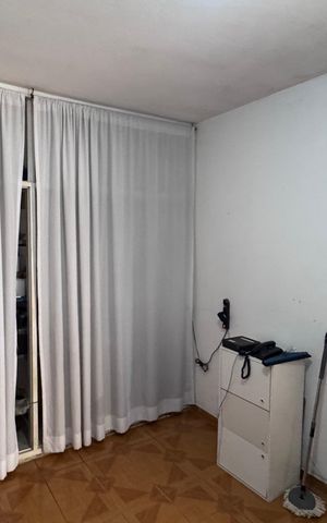 Casa à venda com 360m², 3 quartos e 3 vagas Casa à venda com 360m², 3 quartos e 3 vagasQuarto 3