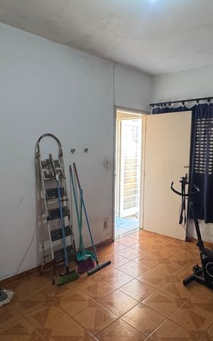 Casa à venda com 360m², 3 quartos e 3 vagas Casa à venda com 360m², 3 quartos e 3 vagasQuarto 3