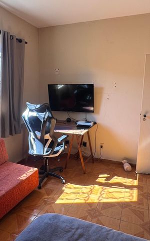 Casa à venda com 360m², 3 quartos e 3 vagas Casa à venda com 360m², 3 quartos e 3 vagasQuarto 2
