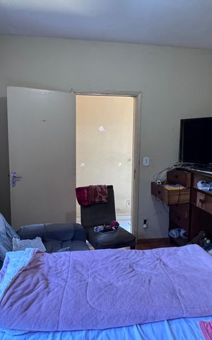 Casa à venda com 360m², 3 quartos e 3 vagas Casa à venda com 360m², 3 quartos e 3 vagasQuarto 1